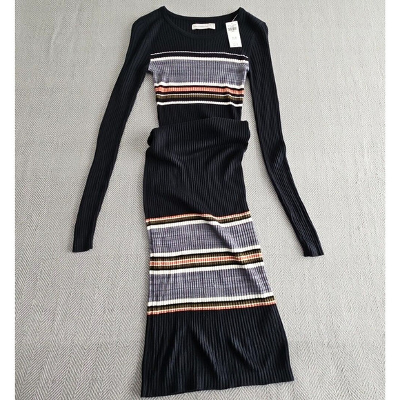 Abercrombie & Fitch Dresses & Skirts - Abercrombie & Fitch Knit Tube Dress Size XS Bodycon Horizontal Stripe Old Money